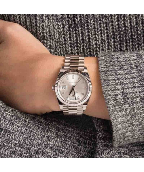 Rolex Day-Date 40 Ref 228239 Silver Diamond Dial