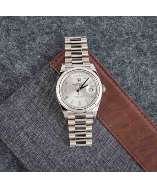 Rolex Day-Date 40 Ref 228239 Silver Diamond Dial